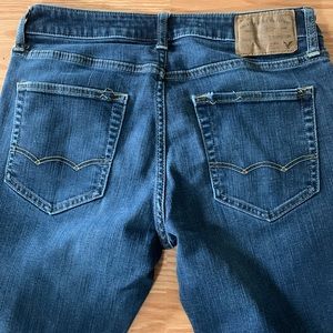American Eagle men’s Jeans